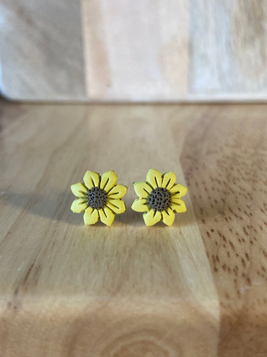 Sunflower studs